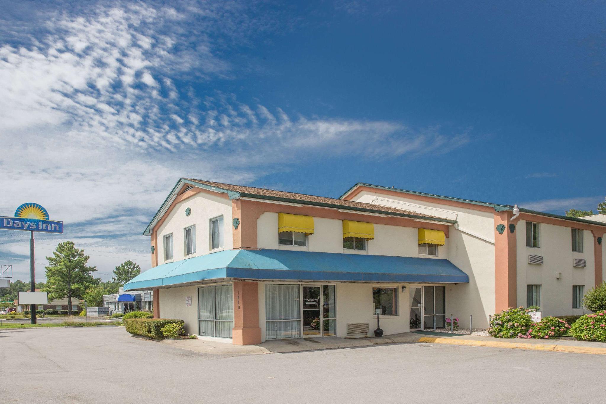 Days Inn By Wyndham Havelock Exteriör bild